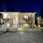 Mincio Relais & Pool Couette-café 4*