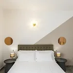 Mincio Relais & Pool Couette-café