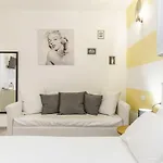 فندق مبيت وإفطار Mincio Relais & Pool كاستلْنْيوفو ديل غارد
